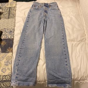 Levi’s Ribcage Straight Lightwash Jeans